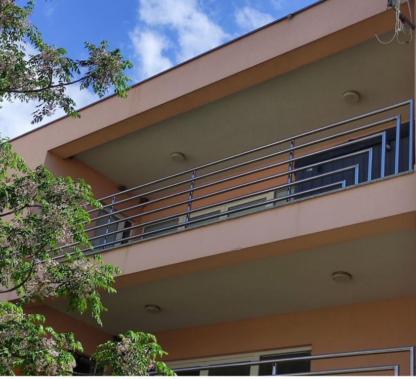 Seaview Apartment